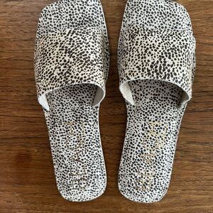 Matisse Bali Black and White Spotted Slide Sandals